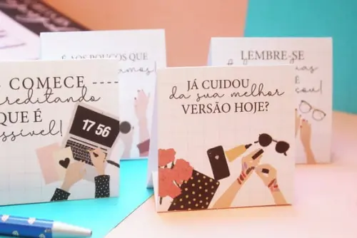 Mini Calendário de Mesa 2024