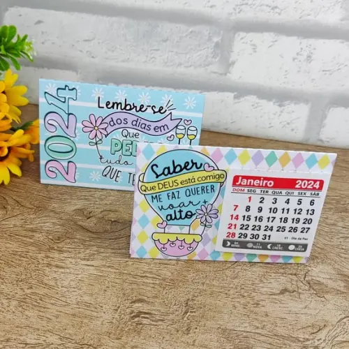 Mini Calendário de Mesa 2024