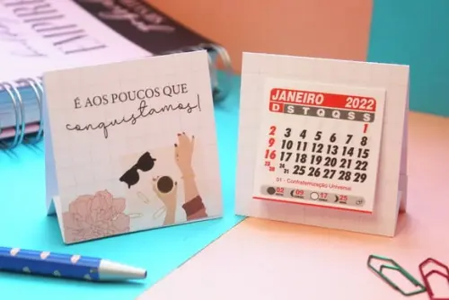 Mini Calendário de Mesa 2024