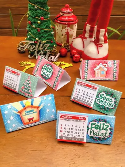 Mini Calendário de Mesa 2024