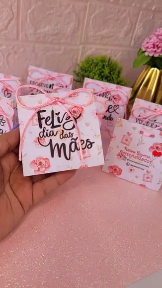 Porta Bombom com Bombom- Dia das Mães