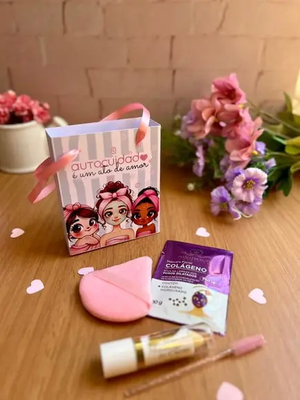 Sacolinha com Kit Beleza- Dia da Mulher