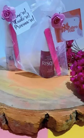 Saquinho com Esmalte e Mini Lixa- Outubro Rosa