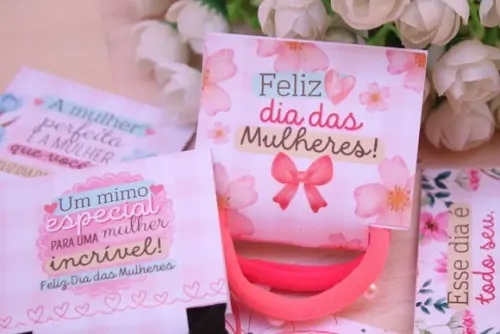 Tag com 2 Xuxinhas- Dia da Mulher