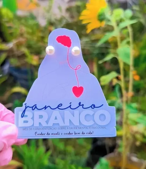 Tag com Brinco- Janeiro Branco