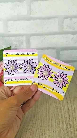 Tag Com Brinco- Mimo Cliente