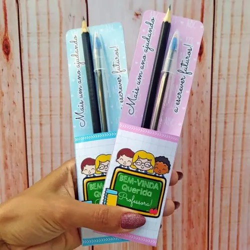 Volta as Aulas- Card com 2 Lápis ou 1 Lápis e 1 Caneta