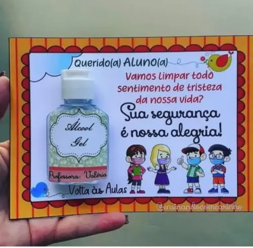 Volta as Aulas- Card com Alcool em Gel