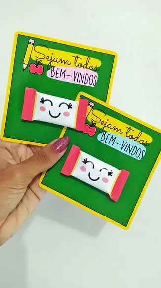 Volta as Aulas- Cartão com Balinha
