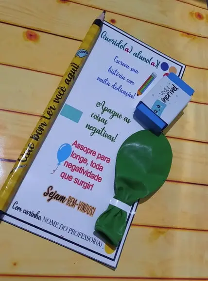 Volta as Aulas- Cartão, Borracha, Balão e Lápis