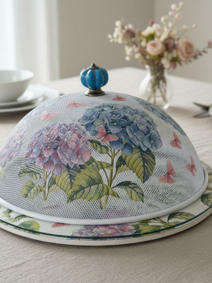 Boleira artesanal decorada/Cobre bolo decorado c/decoupage