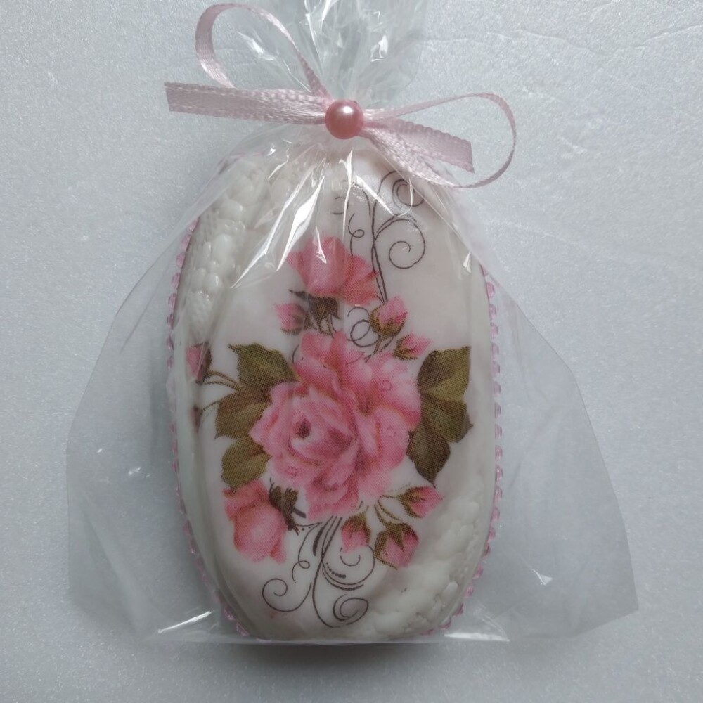 Sabonete Lux decorado com decoupage- Embalagem celofane e caixa p