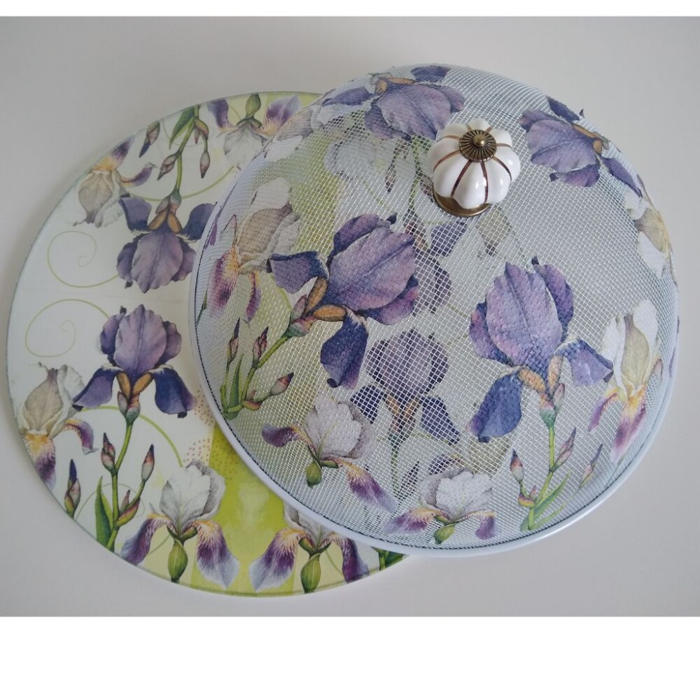 Boleira artesanal decorada/Cobre bolo decorado - Prato MDF com pr