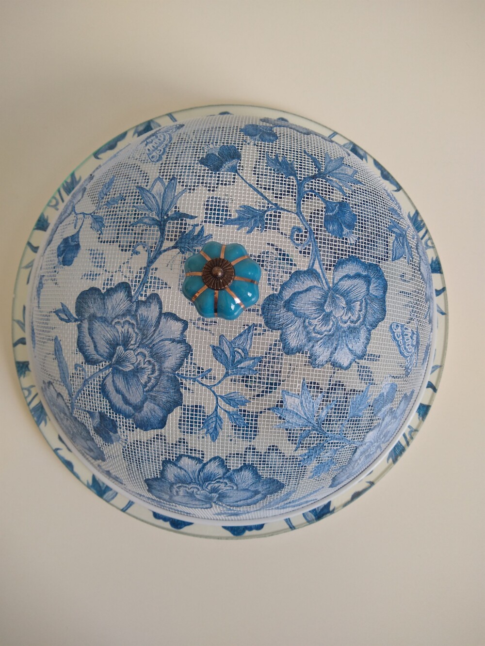 Boleira artesanal decorada/Cobre bolo decorado c/decoupage - Prat