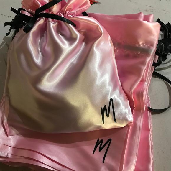 Saquinhos de Cetim Personalizadas com Sua Marca