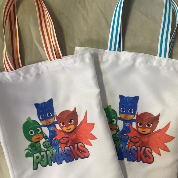 Lembrancinhas Bolsinha Surpresa Personalizadas com Temas
