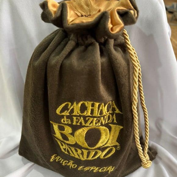 Saco de Vinho Forrado e Personalizados com Bordado