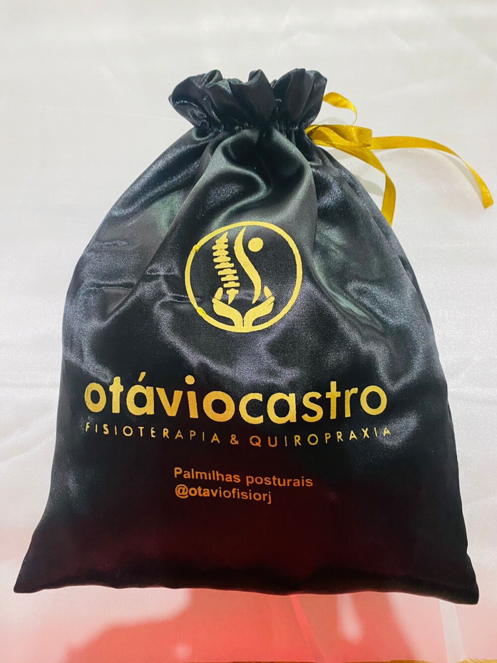 Saquinhos de Cetim Duplo Personalizados com Sua Marca