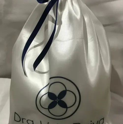 Sacos de cetim personalizados ideal para chinelos
