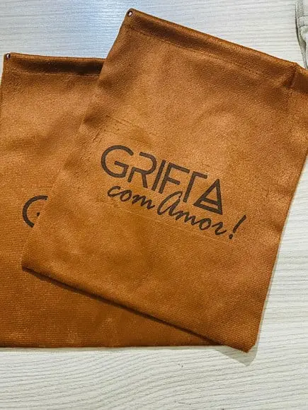 Saco de Veludo Personalizado para Roupas Médias 35x35 cm