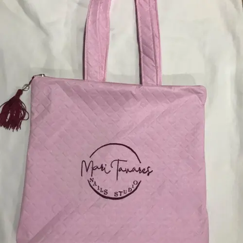 Bolsa em Metalassê Bordada Personalizadas