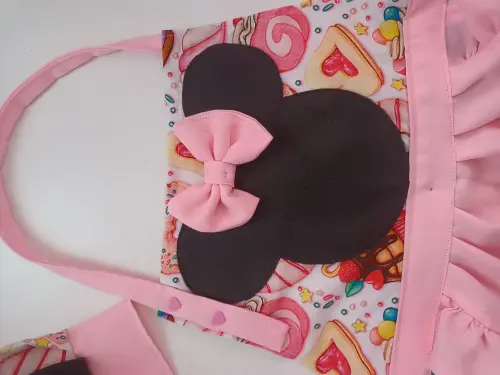 ✨ Kit Infantil Minnie Rosa em Tecido – Avental + Touca