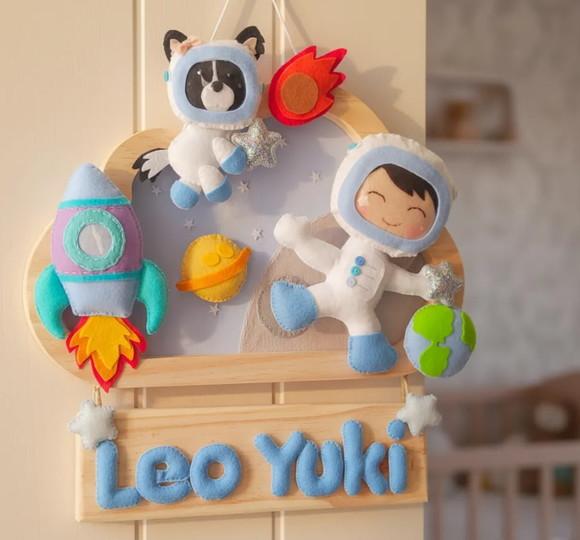 Enfeite Quadrinho Porta de Maternidade - Astronauta