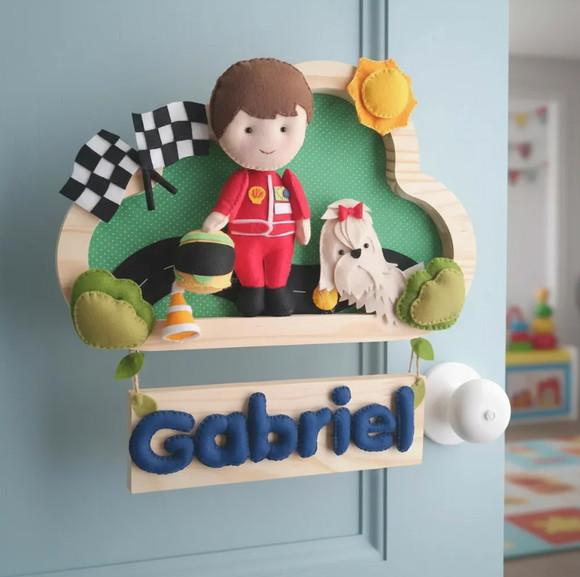 Enfeite Quadrinho Porta Maternidade - Menino Formula 1