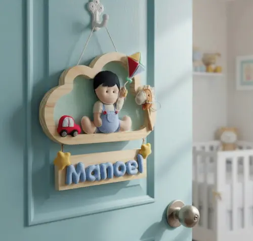 Enfeite de Porta de Maternidade - Menininho e Brinquedos