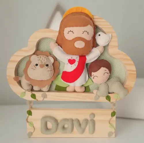 Kit Porta Maternidade + Móbile de Berço - Jesus, Davi e Leão