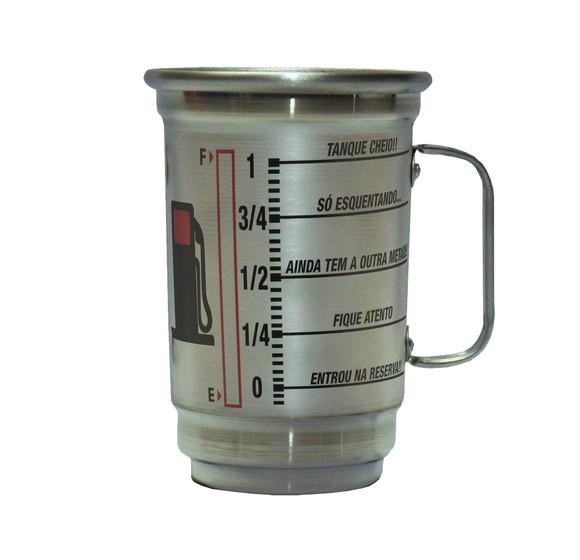 Caneca De Chopp abastecendo