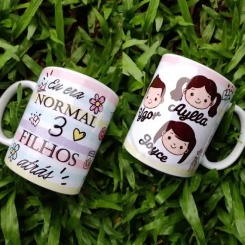 Caneca eu era normal três filhos atrás personalizada