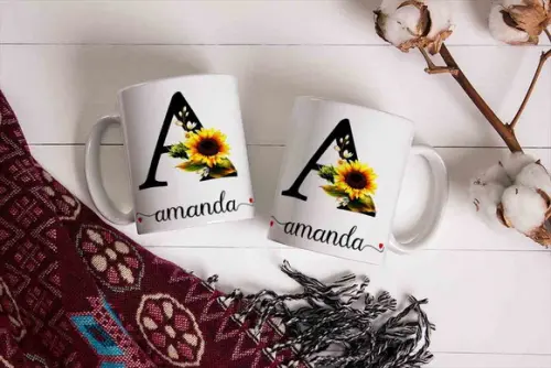 Caneca girassol com inicial personalizada com nome