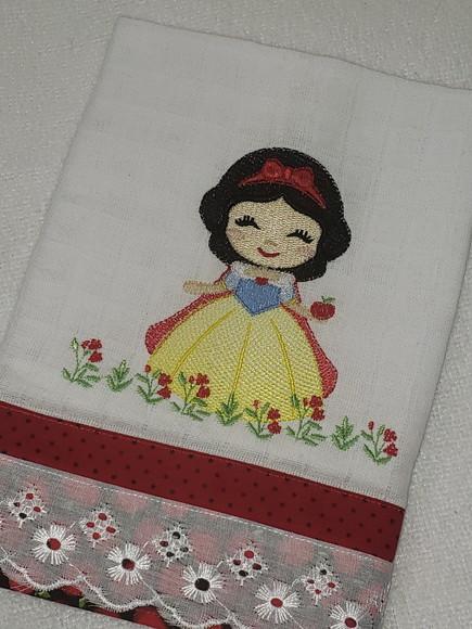 Fralda Boca Bordada Personalizada