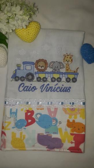 Fralda Boca Bordada Personalizada