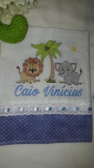 Fralda Boca Bordada Personalizada