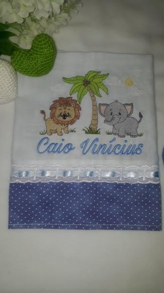 Fralda Boca Bordada Personalizada