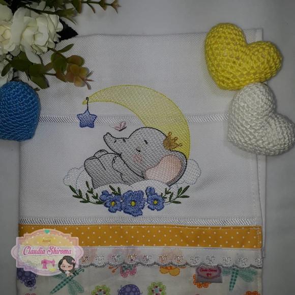 Fralda bordada personalizada