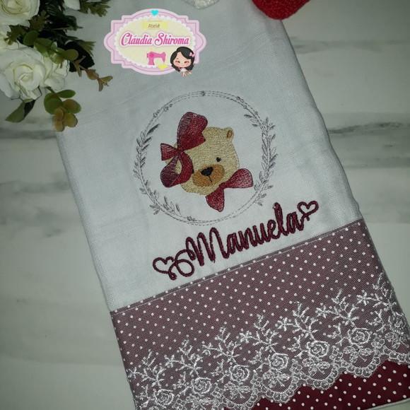 Fralda ombro bordada personalizada