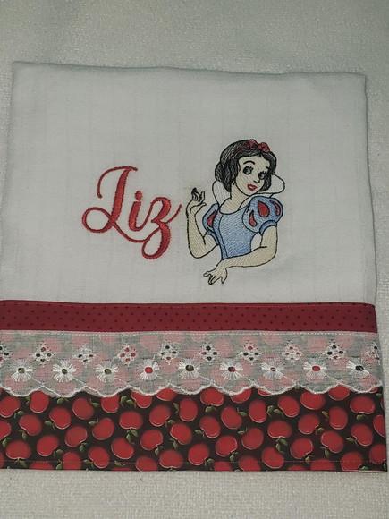 Fralda Passeio Bordada Personalizada