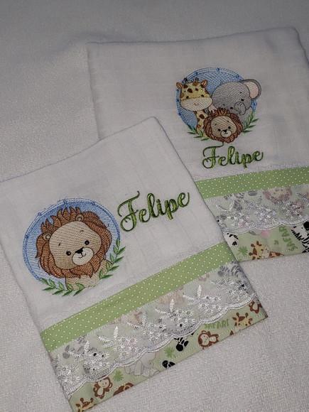 Kit 2 Fraldas Bordadas