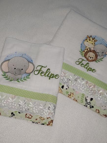 Kit 2 Fraldas Bordadas