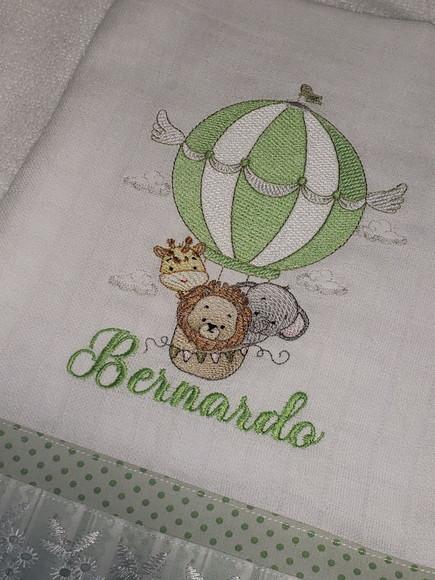 Kit 2 Fraldas Bordadas