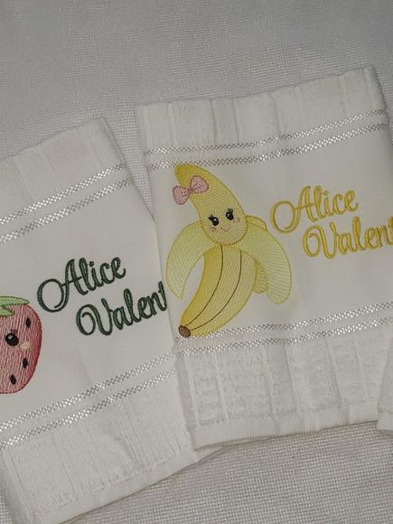 Kit 2 Toalhas Escolar Infantil Personalizada
