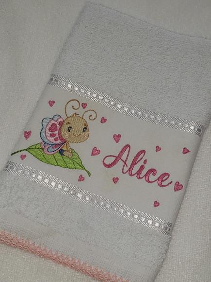 Kit 2 Toalhas Escolar Infantil Personalizada