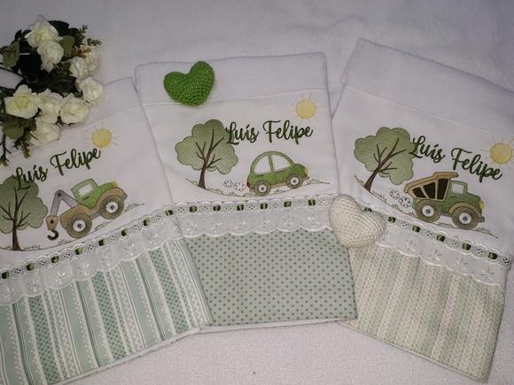 Kit 3 Fraldas Bordadas