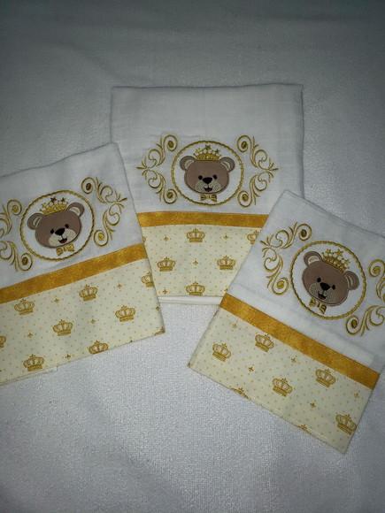 Kit 3 Fraldas Bordadas