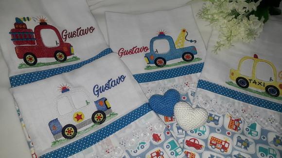 Kit 4 Fraldas Bordadas