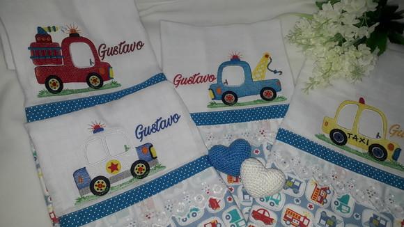 Kit 4 Fraldas Bordadas