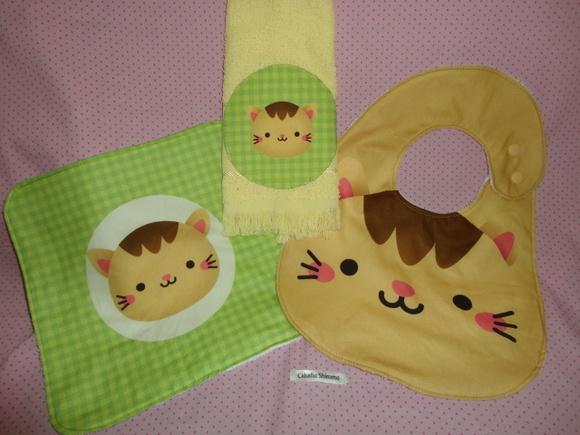 Kit babador Gatinho com paninho e toalha de boca